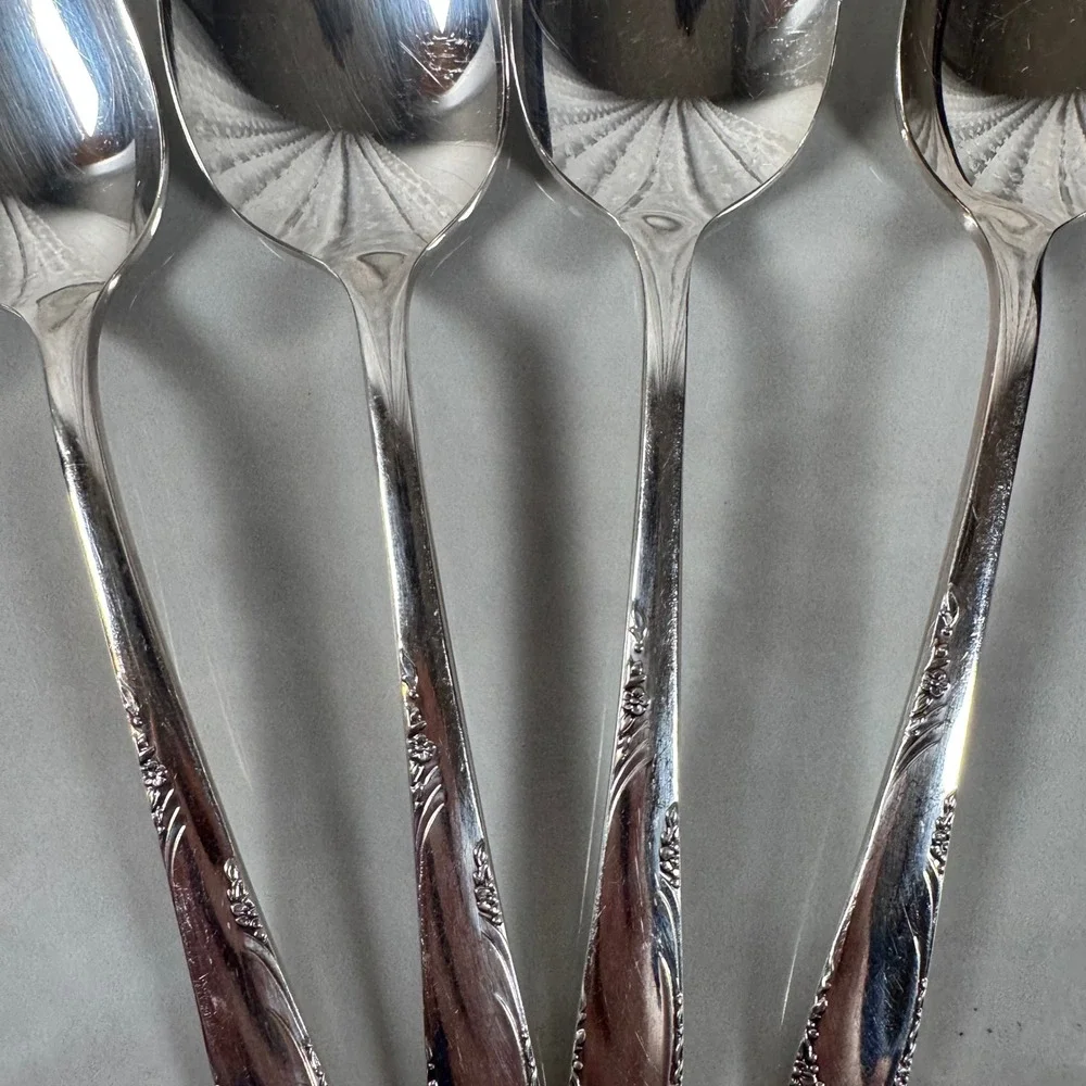 Set of 4 Oneida Simeon L & George H Rogers‎ Silver Plated Teaspoons Lot 1